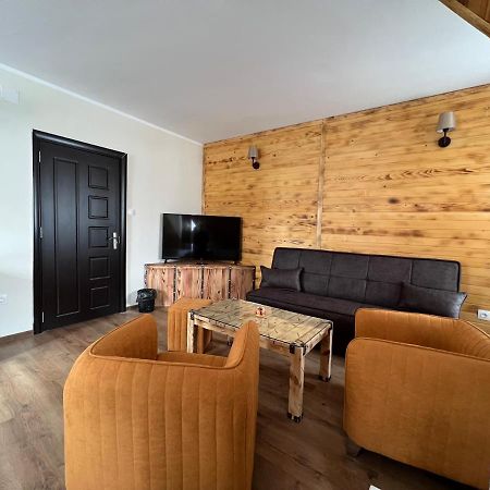 Nicole Hotel & Restaurant Σάμοκοβ Εξωτερικό φωτογραφία